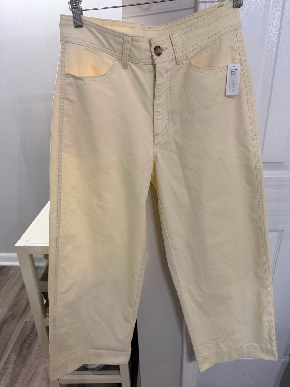 Old Navy Extra High-Waisted Wide-Leg Jeans – Petite 2